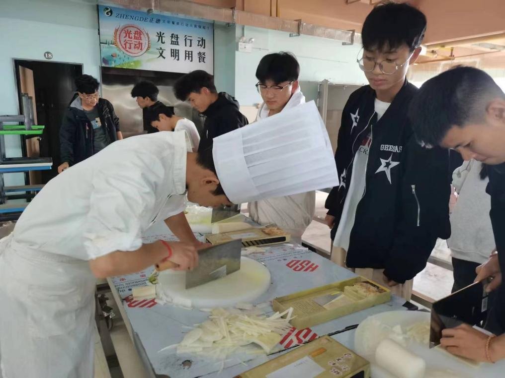 beat365平台官方网站特色专业 | 烹饪工艺与营养